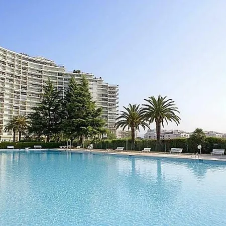 Le Surcouf Apartman *